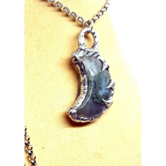 Moss agate moon crystal Necklace handmade crescent moon gothic metalwork - Picture 5 of 12